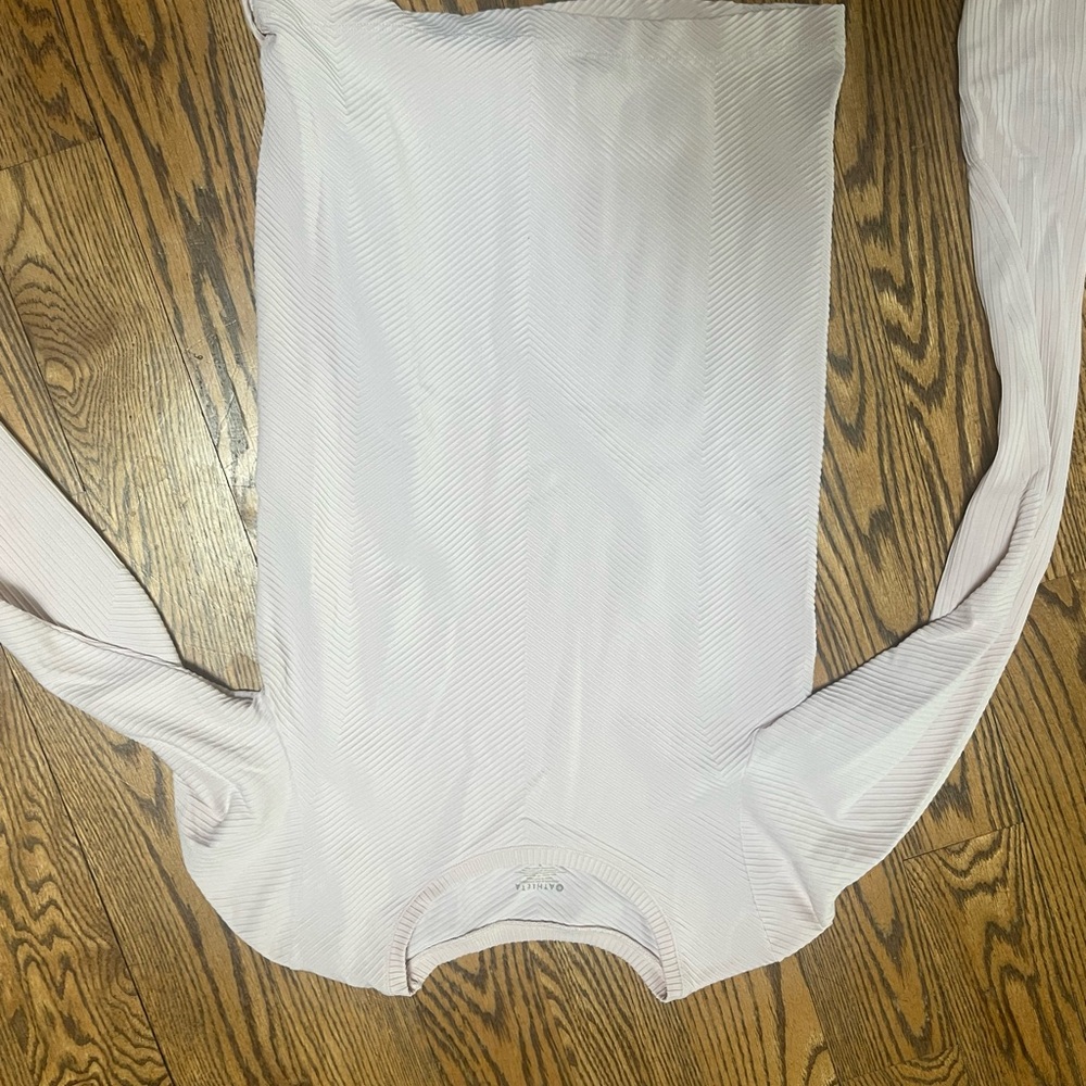 Athleta soft pink shirt